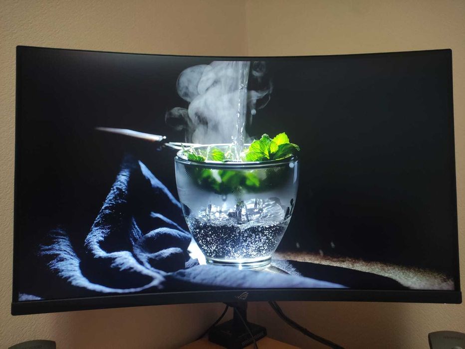 монитор ASUS ROG Strix XG32VC 32" QHD 170 Гц VA