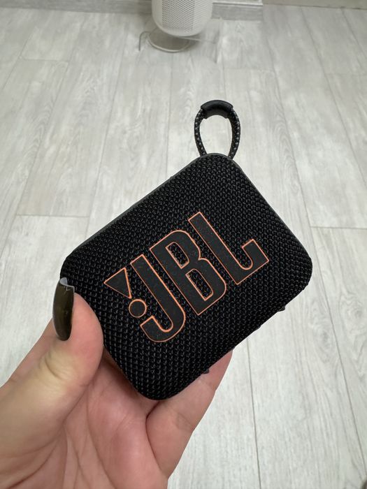 Колонка JBL Go 4