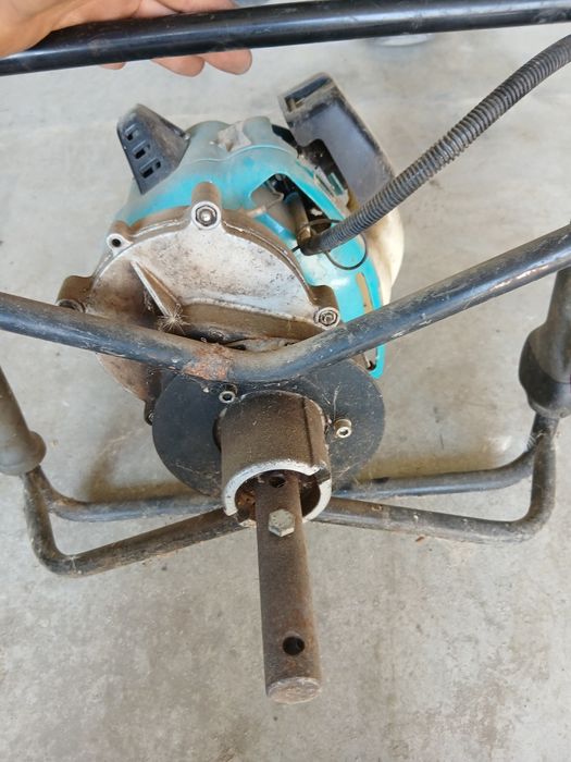 Vând makitaBBA520