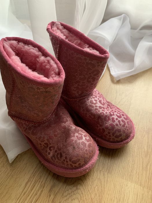 UGG fetite marimea 30