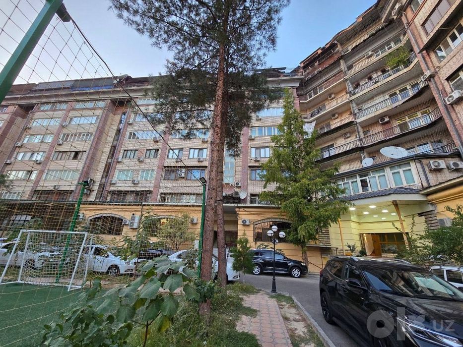 Продаётся квартира 4х комн, 283м2 ‼️Метро ойбек
