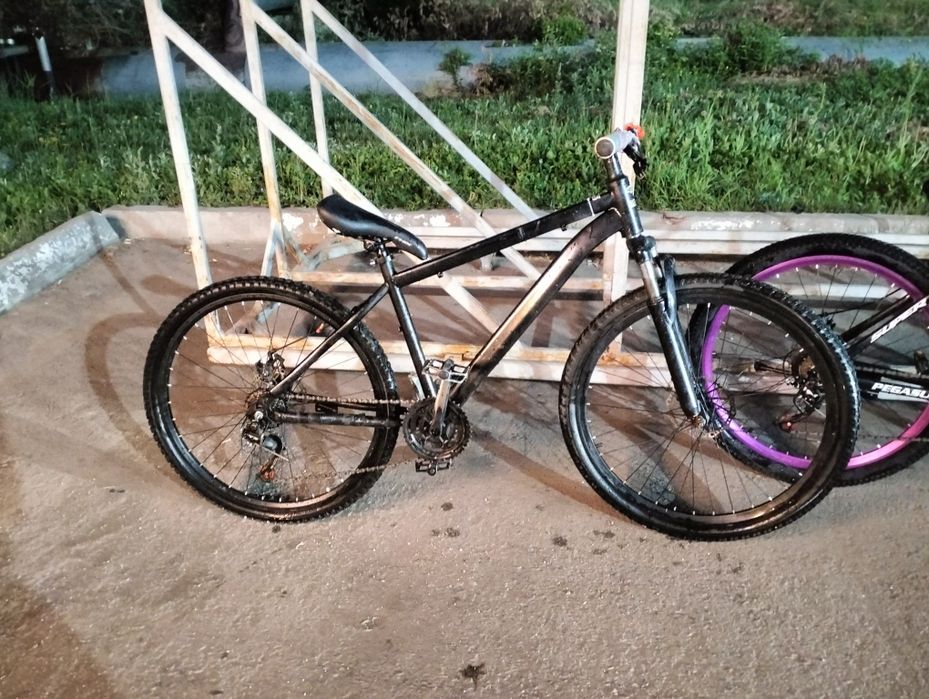 Продам велосипед Specialized Hardrock 26