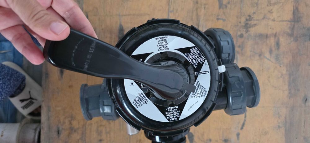 Филтр 60 кб басейн учун сотилади