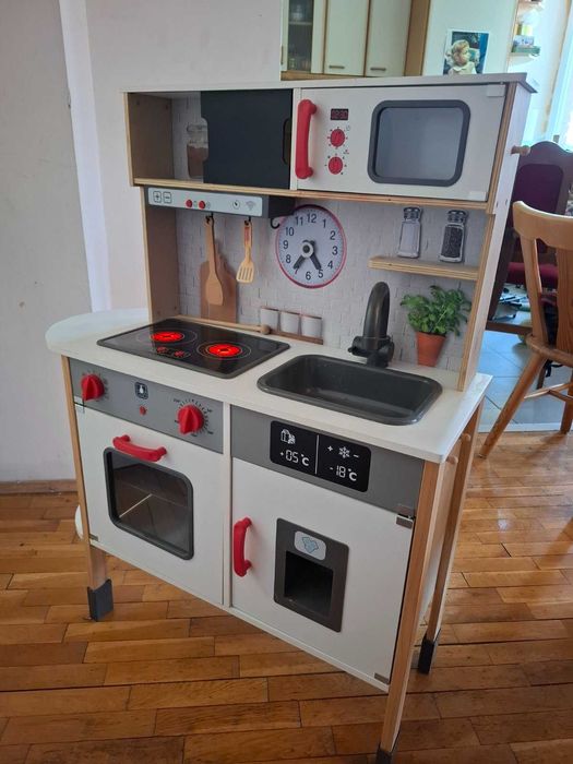 Детска кухня в добро състояние