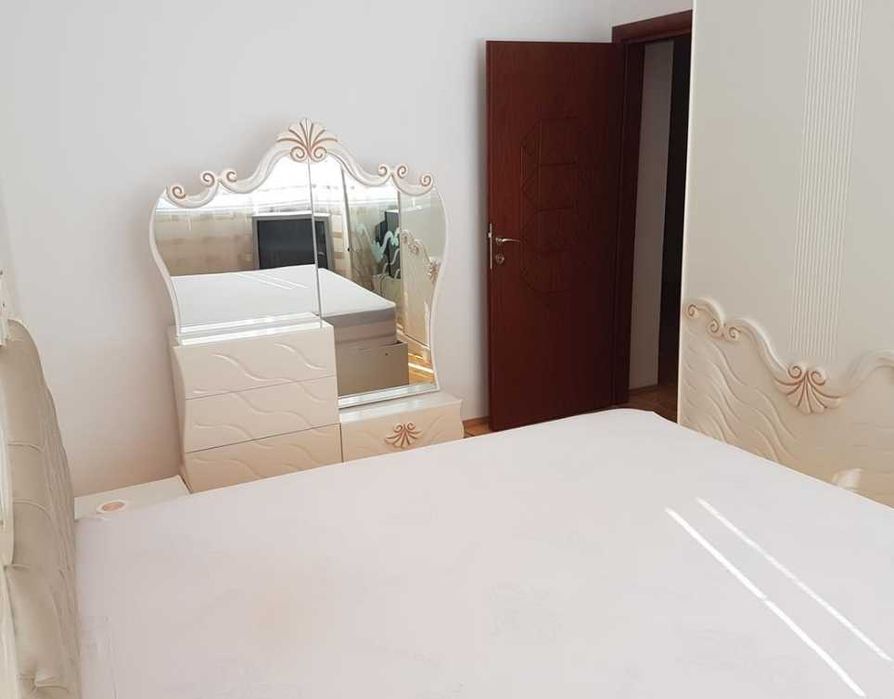 Дава се под наем Тристаен апартамент в Пловдив, Остромила - 89 кв.м за 397.8 € - Снимка #1