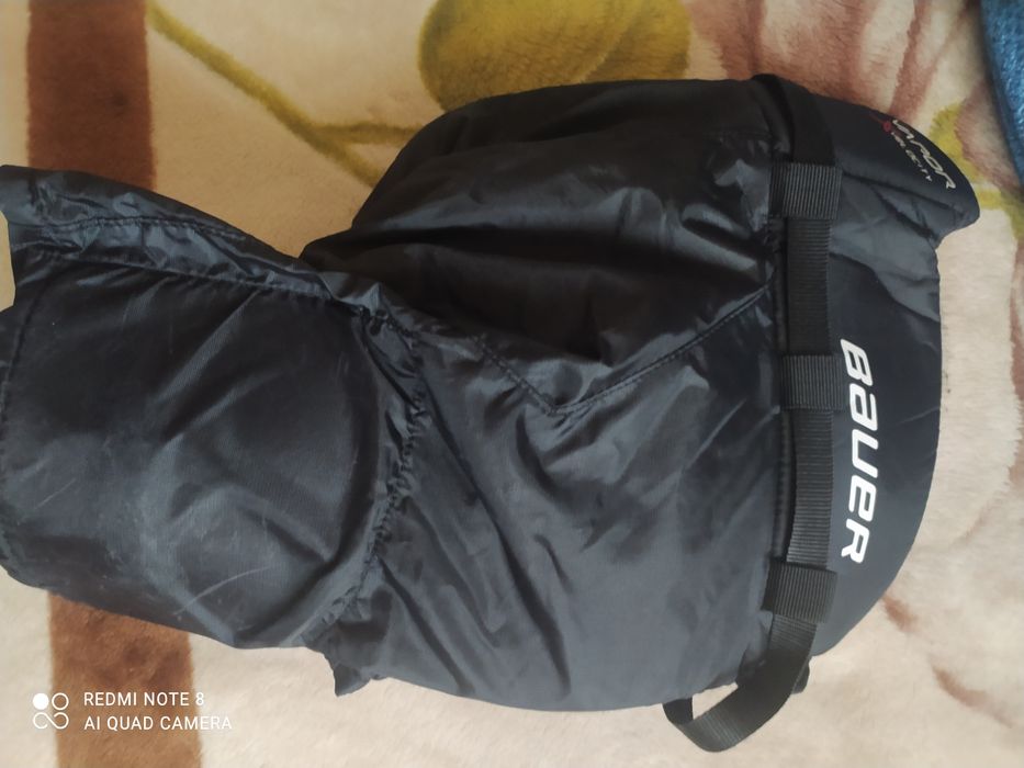 Форма хоккейная.