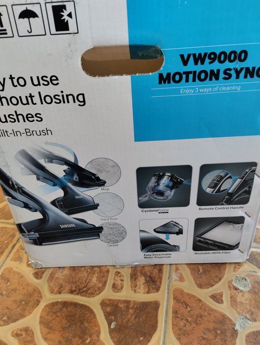 Моющий пылесос Samsung VW9000