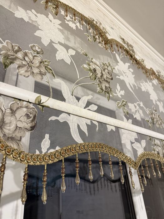 Продам штору на кухню