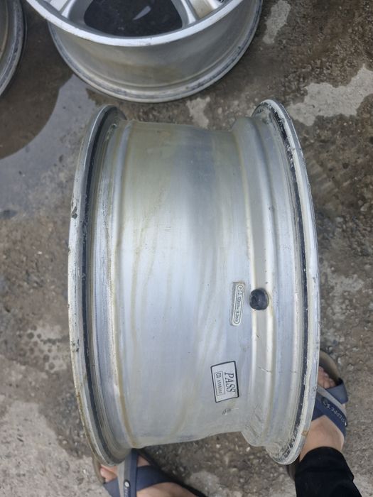 Субару и тойота R17 Тайвань