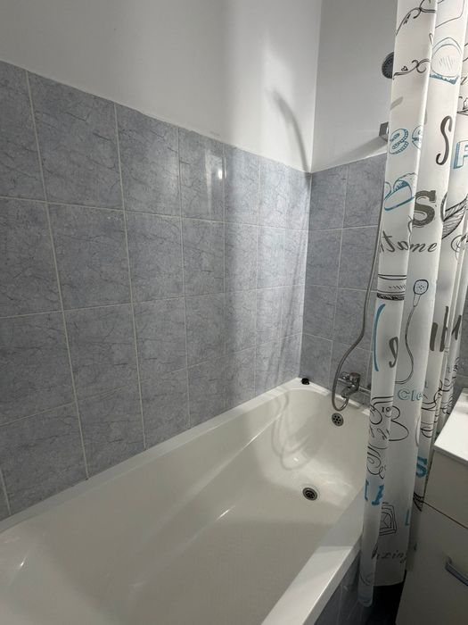 Dau garsoniera spre chirie.