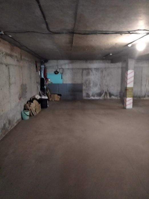 Дава се под наем Гараж / Паркомясто в София, Център - 23 кв.м за 127.5 € - Снимка #1