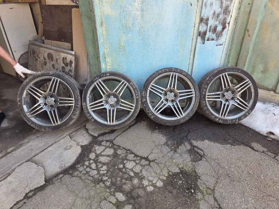 Продам диски с летней резиной