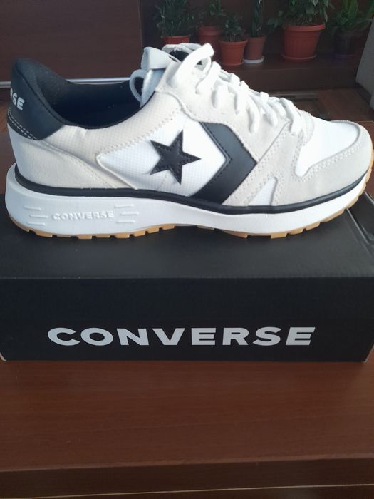 Converse чисто нови