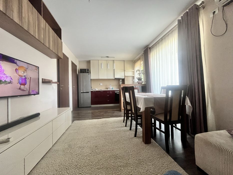 Ofer spre inchiriere apartament 3 camere
