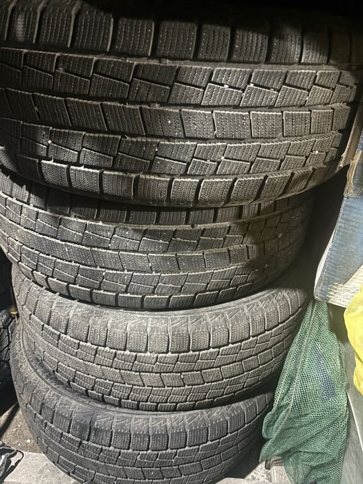 Автошины 215/55/17 б/у