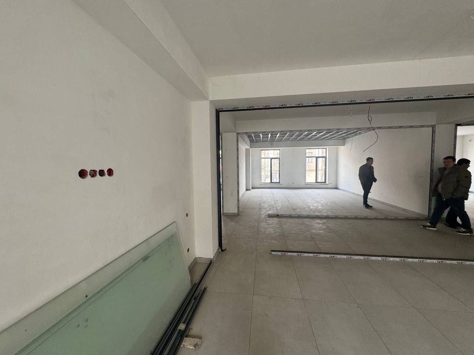 Здание White Box 1800м2 Чиланзарский район, ориентир Фархадский
