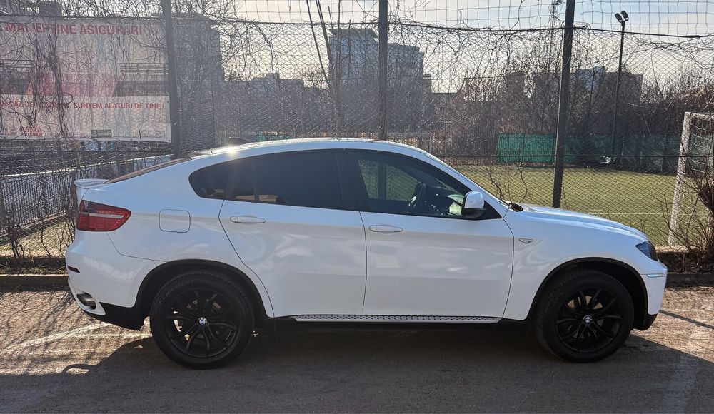 BMW X6 306cp.