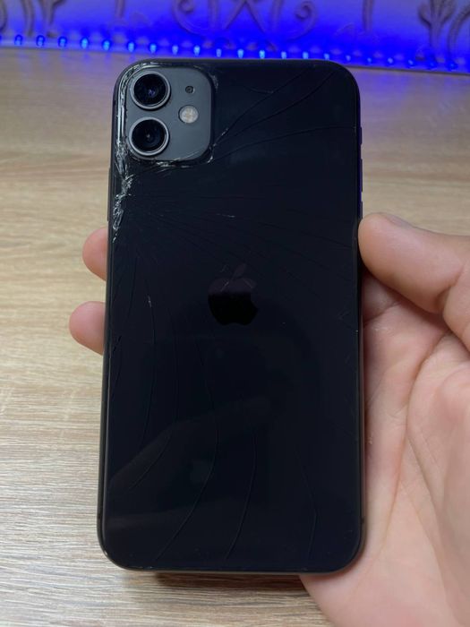 IPhone 11 64 Gb 250$