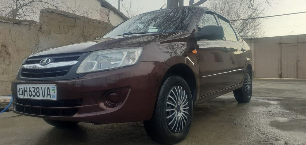 Lada granta 2013