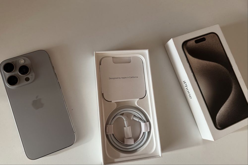 iPhone 15 pro 128gb