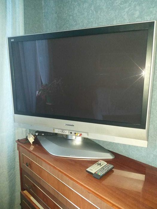 телевизор плазменный Panasonic