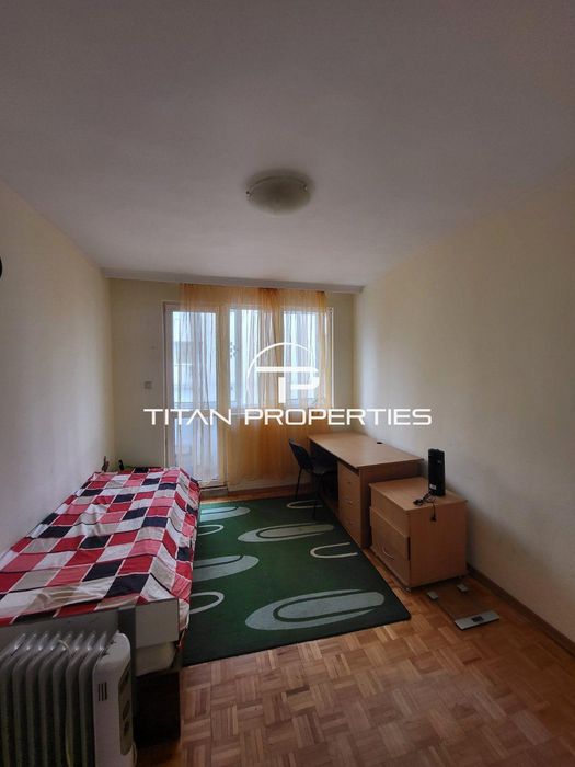 Продава се Тристаен апартамент в Бургас, Възраждане - 80 кв.м за 2250 €/кв.м - Снимка #8
