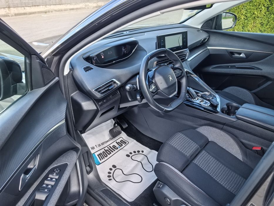 Peugeot 3008 1.5BlueHDI 131kc 2022г