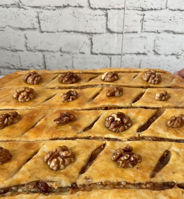 Чайный стол, выпечка на заказ