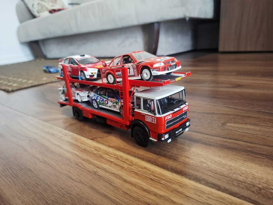 Macheta camion transportor auto Fiat 684N H