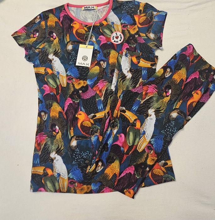 Комплект тениска и клин