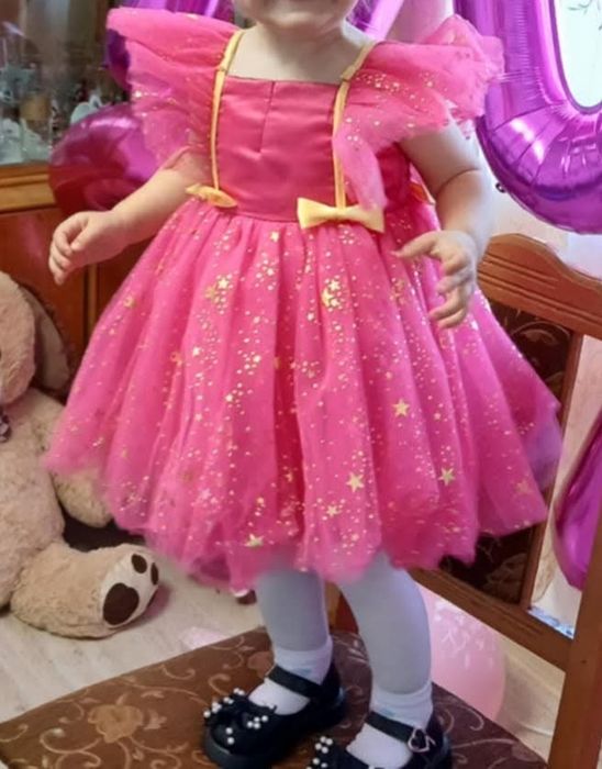 Vand rochie pentru 2 ani