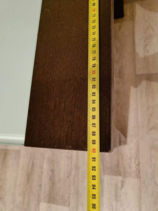 Стол раздвижной со стеклом