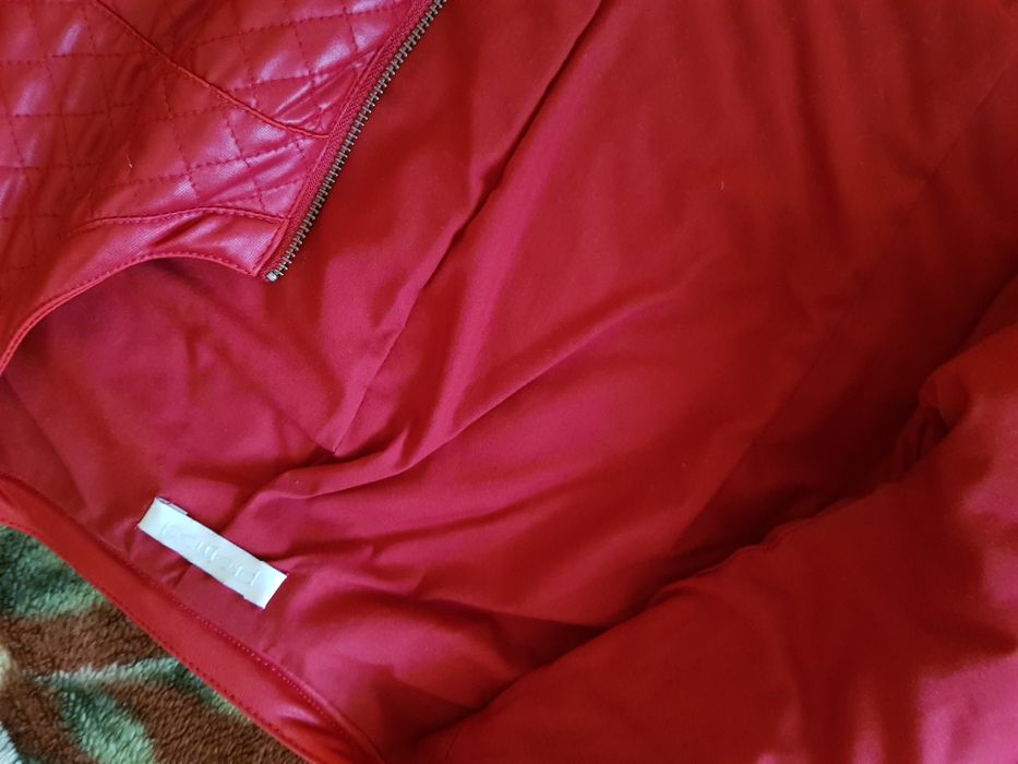 Продам курточку молодежную