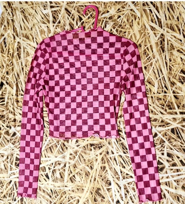 Лека, еластична розова блузка на карета. Размер S  / НОВА