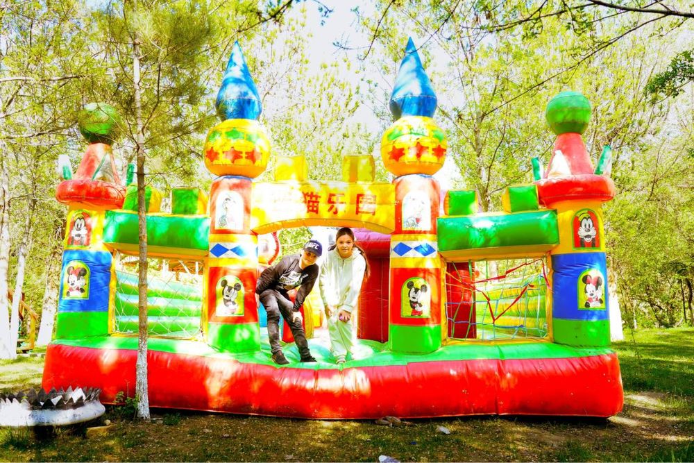 Ular birida navbatma-navbat tugatishdi