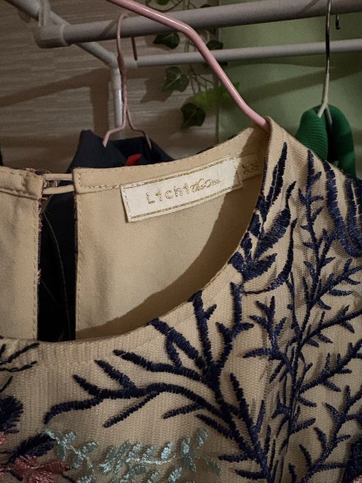 Продам платье XS Lichi