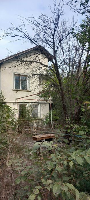 Продава се къща в село Княжевско Стара Загора