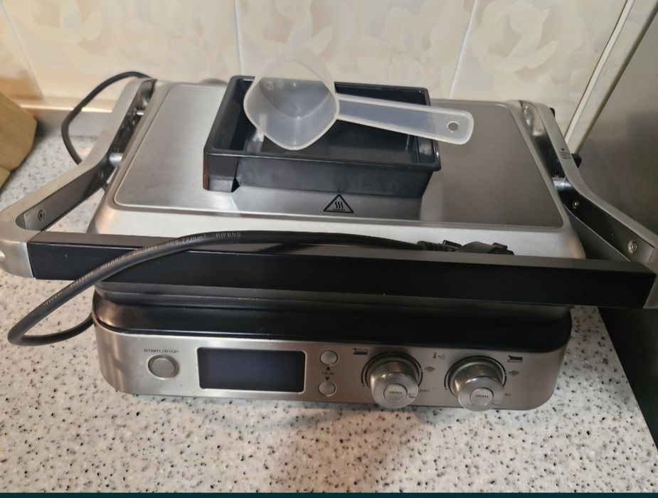 Гриль DeLonghi 95000 тг.