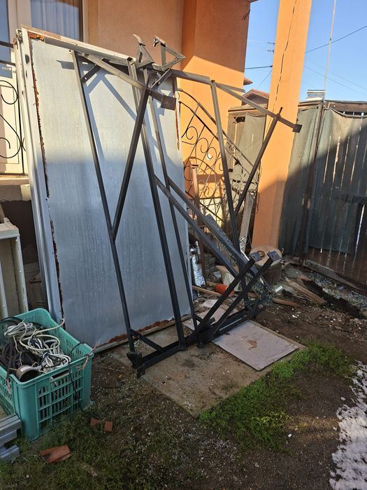 Продават се слънчеви панели за топла вода