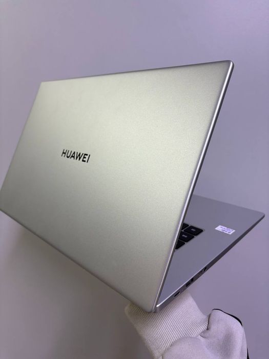 Ноутбук Huawei — ваш надежный