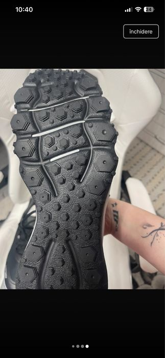 Under armour black
