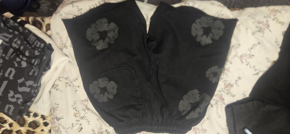 Pantaloni denim tears