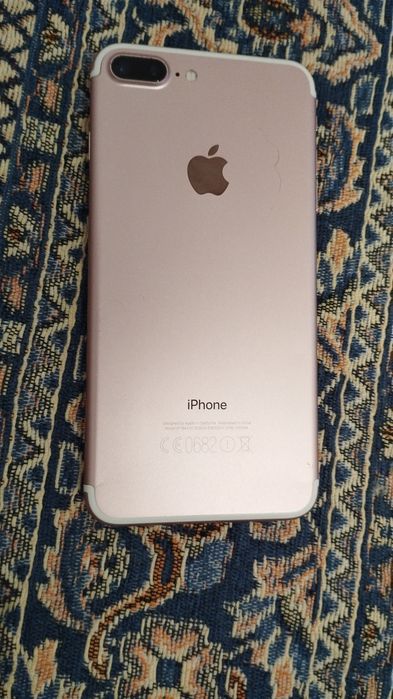 Айфон 7+ 256памят