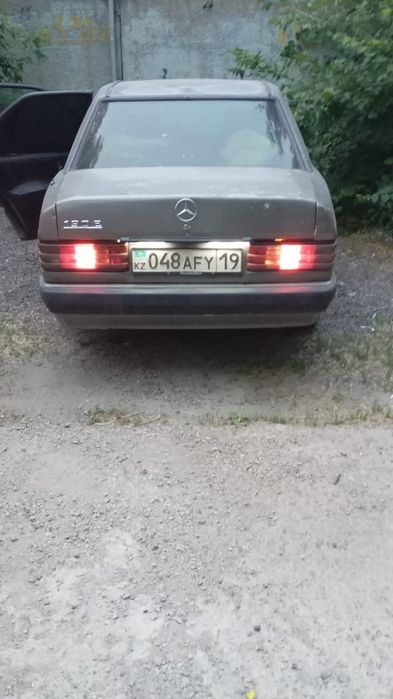 Продам Мерседес 190Е