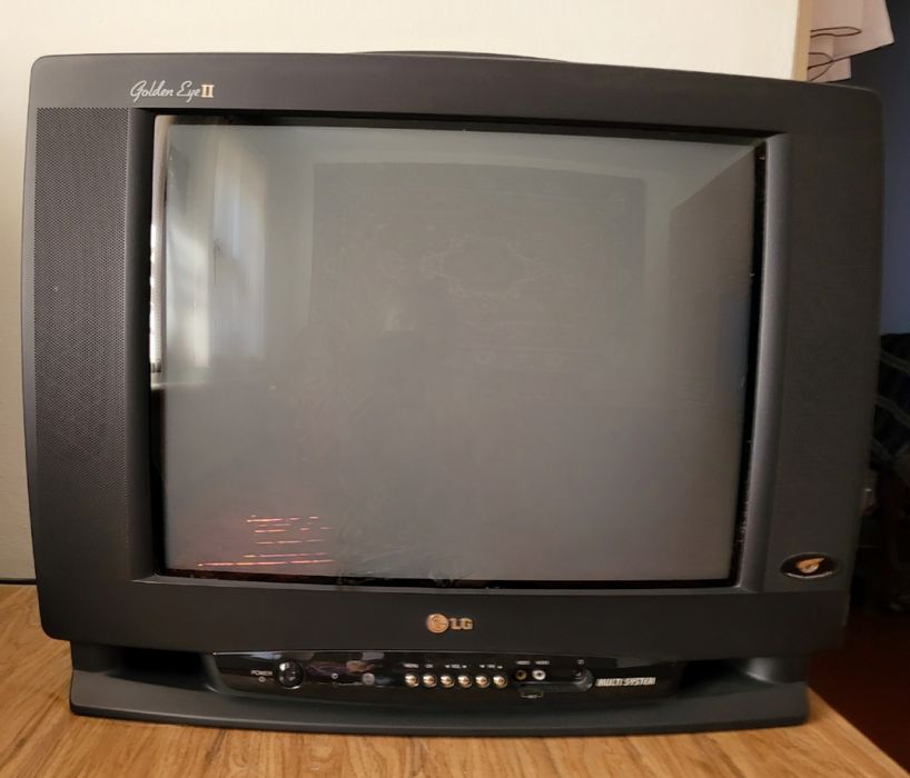 Телевизор б/ у в рабочем состоянии