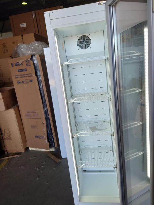 Vitrină refrigerare cu o ușă / Profesionala