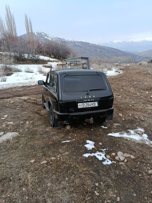 Vaz 2121 niva xolatti zor orqa oldi torttadi gazi yo qoyilmagan