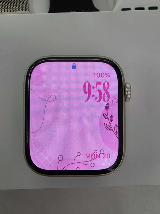 Apple Watch 9 45mm Starlight