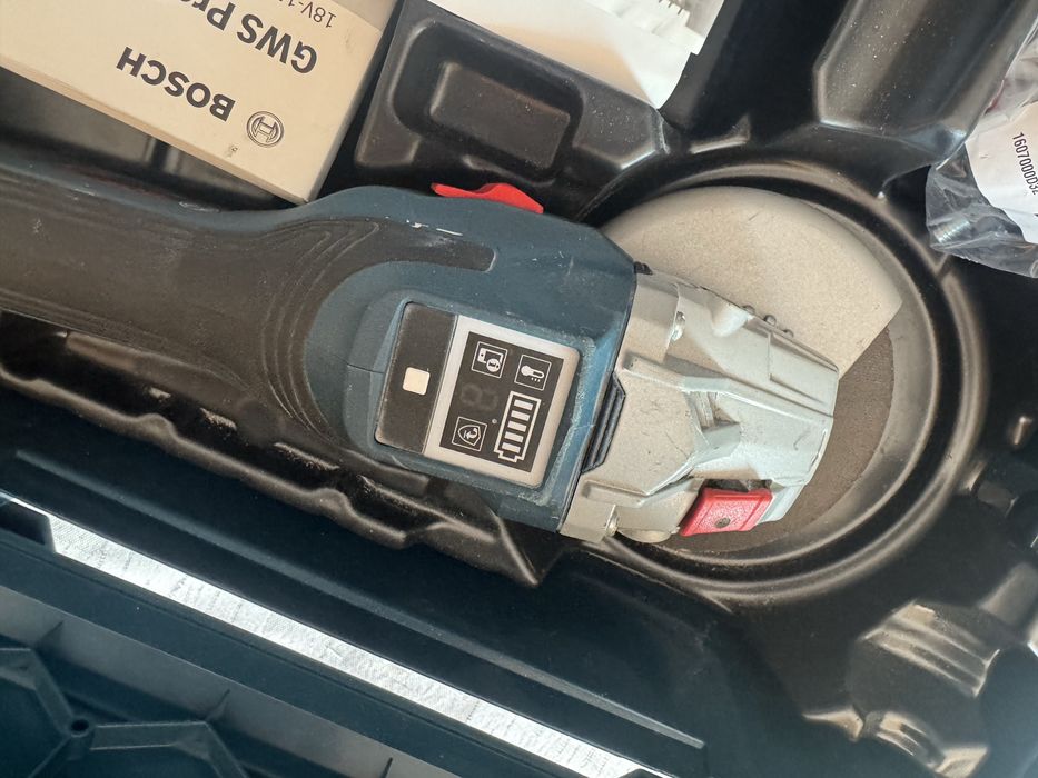 Акумолаторен ъглошлайф bosch  gws 18v 15sc