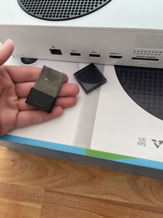 Xbox series s + 1 tb ssd seagate